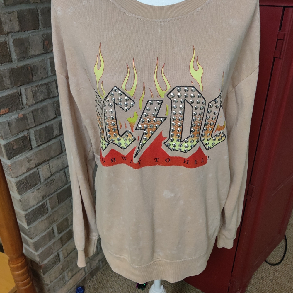AC/DC Peachy Pink Graphic With Flames Women's Sweatshirt, Size Large